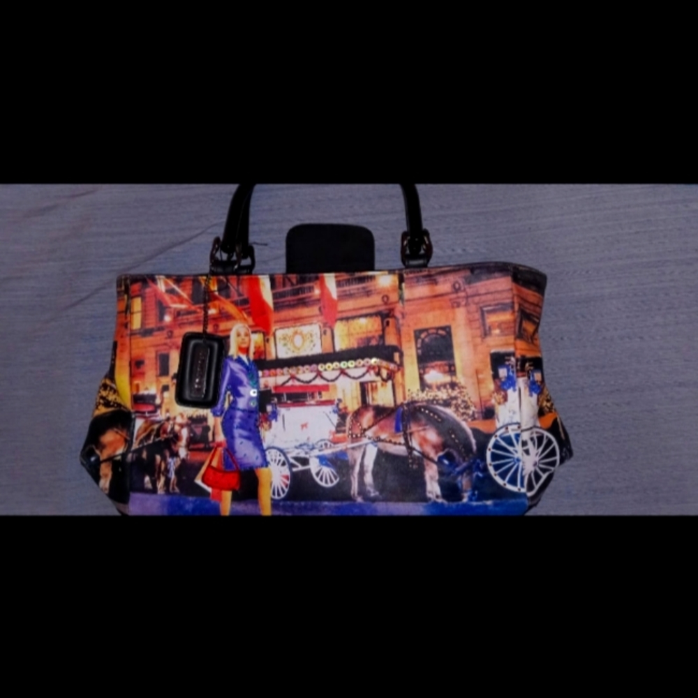 Bueno Paris Scene Purse